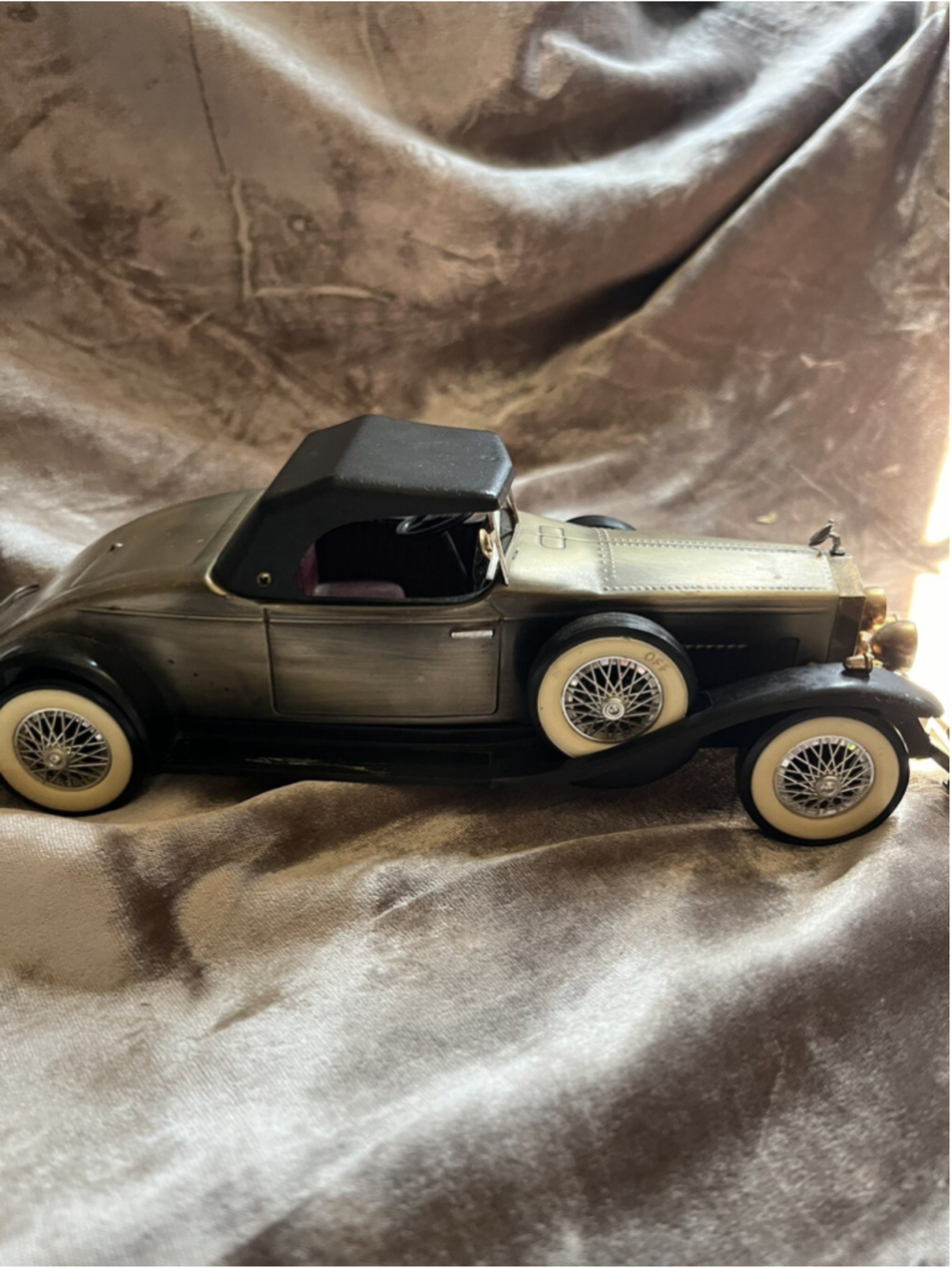 1931 Rolls Royce Novelty AM Radio Car Fully Tested & Working. SEE VIDEO AND PICS